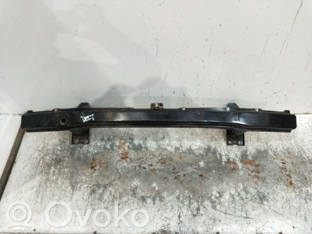 BMW 3 E90 E91 Etupuskurin kannake 