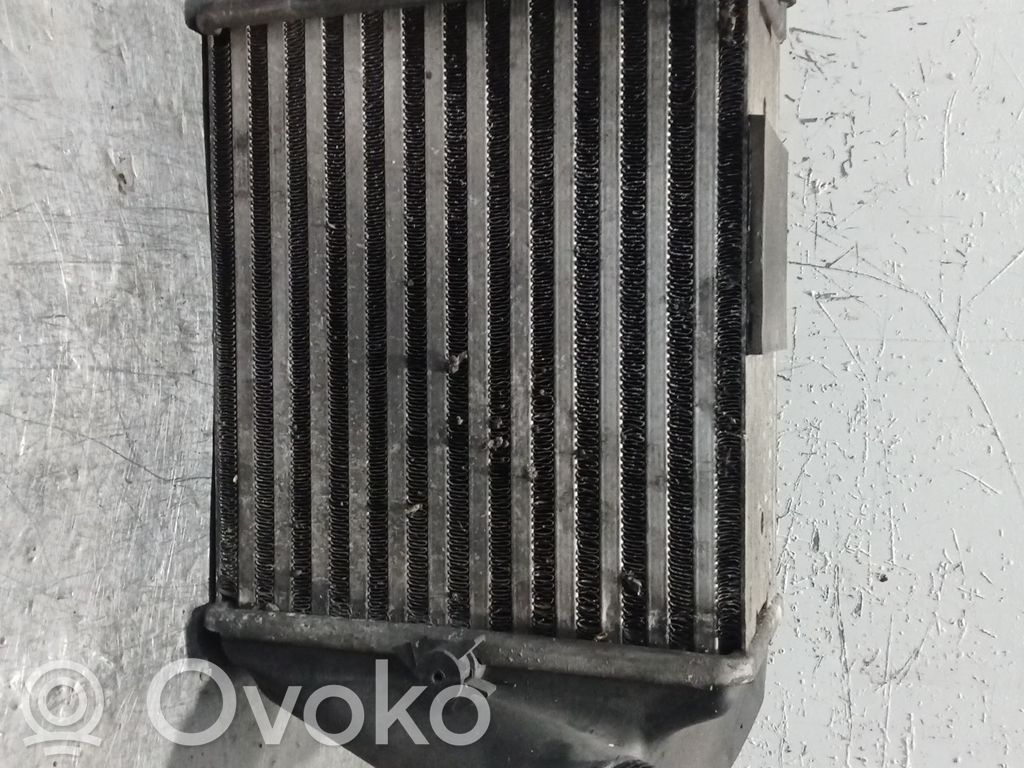Radiador intercooler   8E0145808L