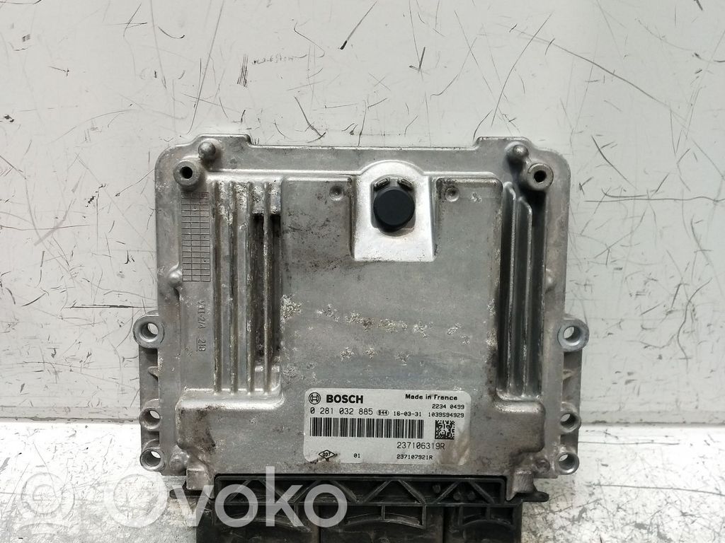 Renault Kangoo II Unitate/modul de control motor 