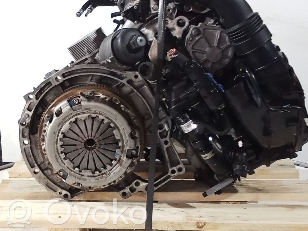 Peugeot 208 I Engine 