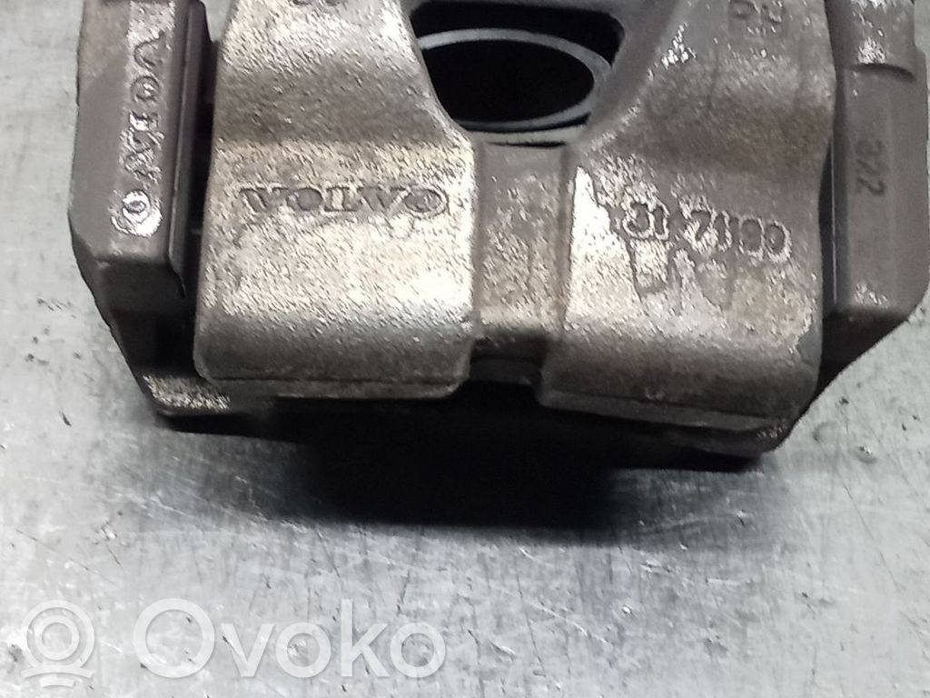 Volvo XC40 Etujarrusatula 
