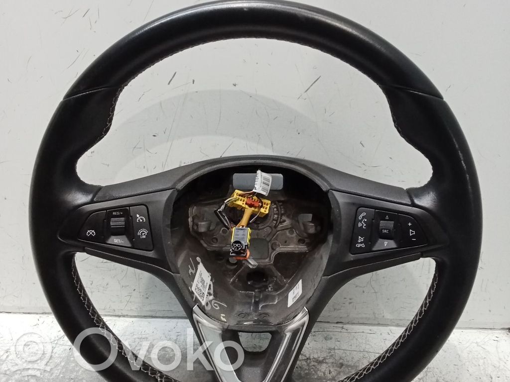 Opel Astra K Ohjauspyörä 