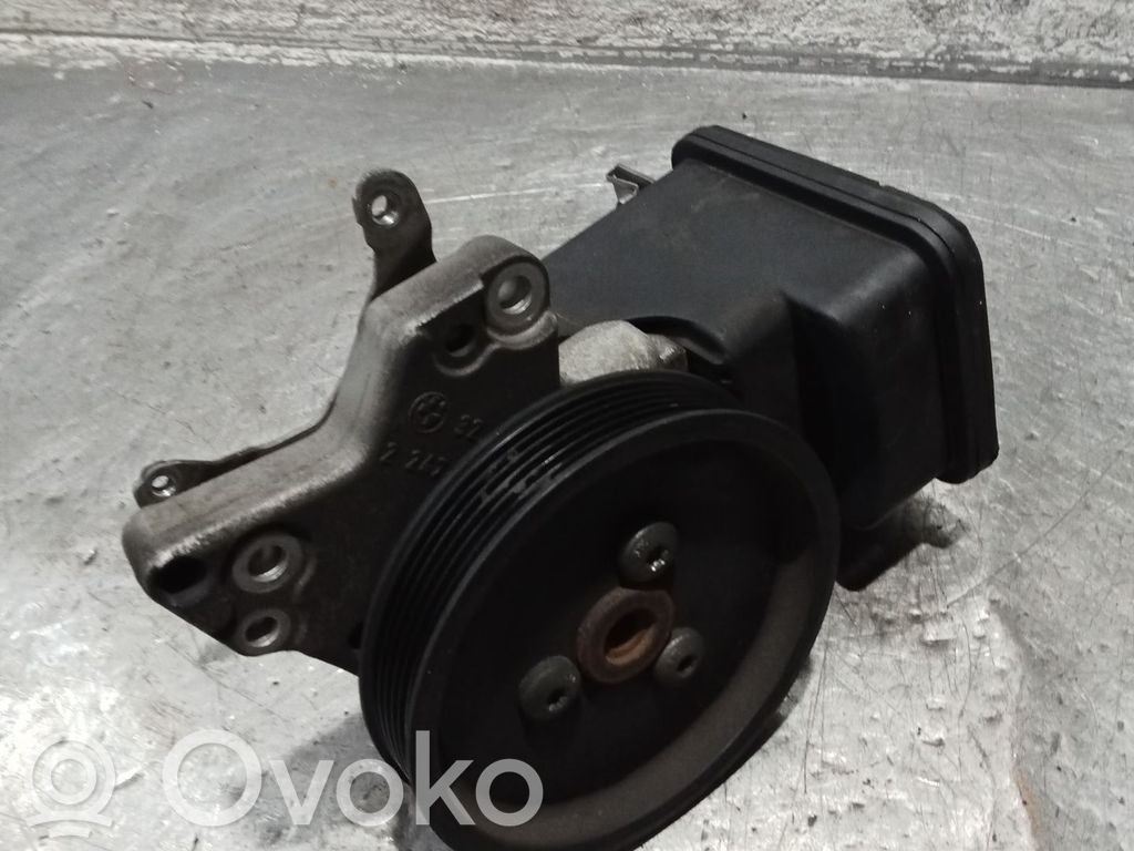 BMW X3 E83 Servopumpe 