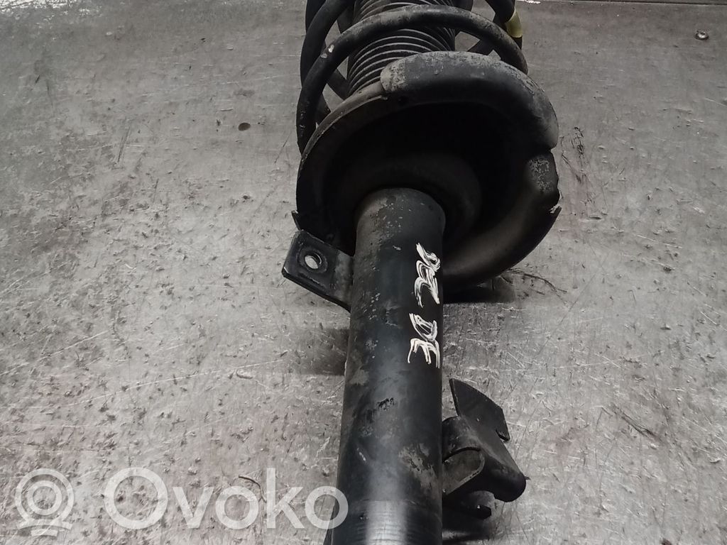 Mazda 3 I Front shock absorber with coil spring 