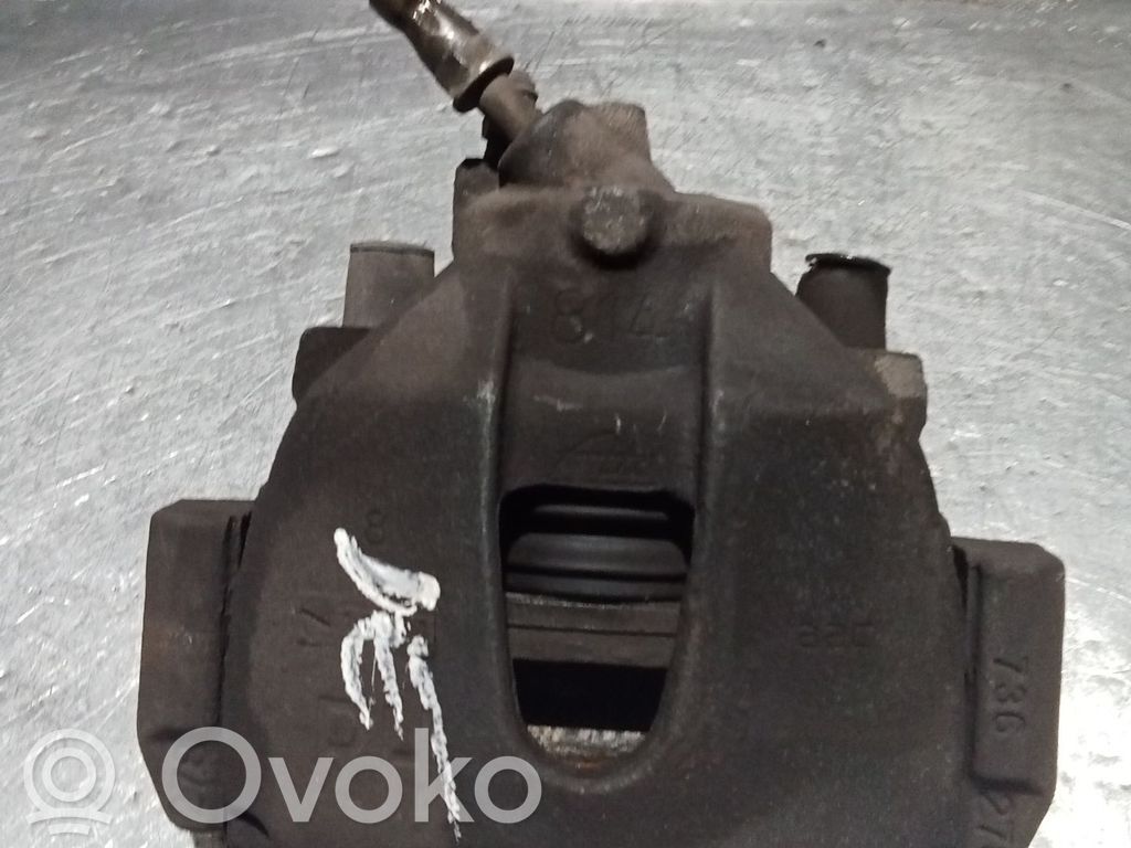 Front brake caliper   16G