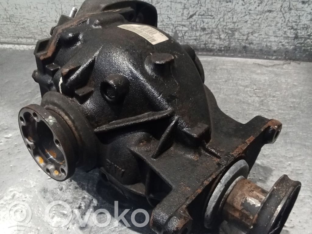 Rear differential   1428651