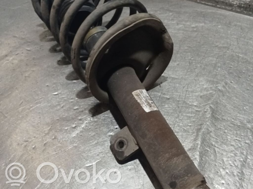 Front shock absorber with coil spring   20HDI