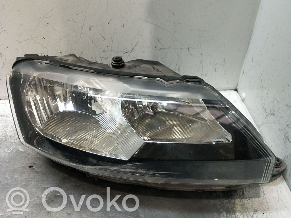Skoda Rapid (NH) Scheinwerfer 