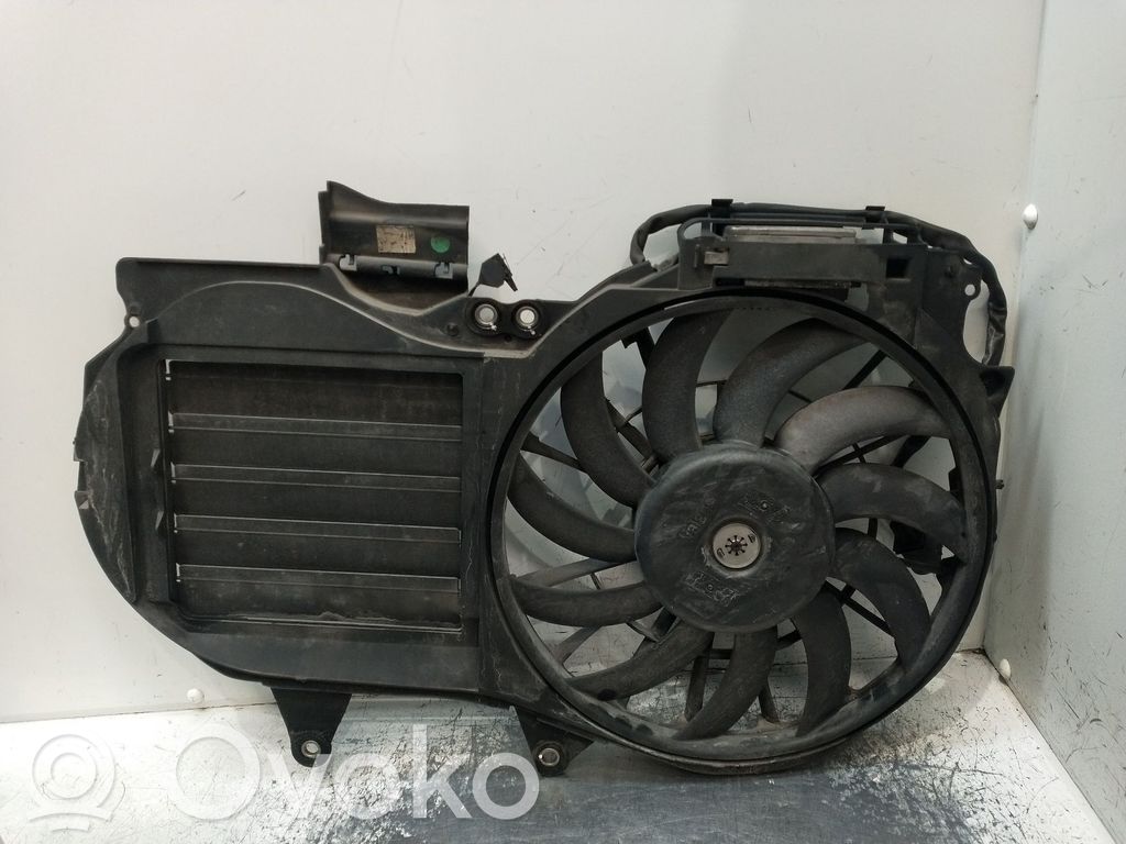 Audi A4 S4 B6 8E 8H Электрический вентилятор радиаторов 