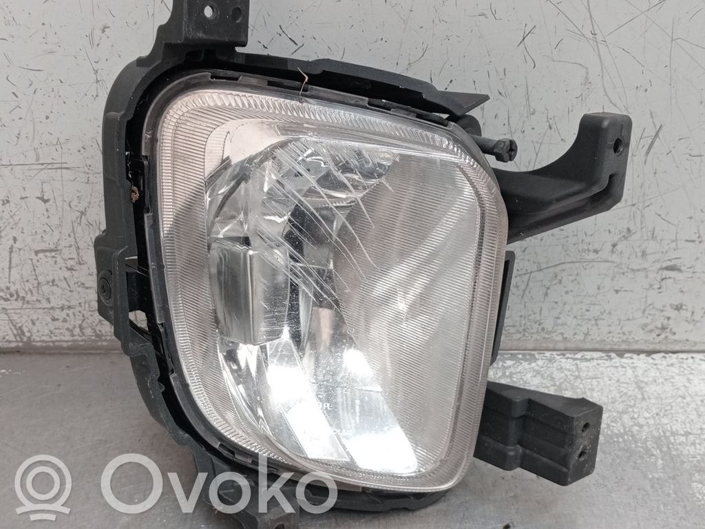 KIA Carens III Światło przeciwmgłowe przednie 