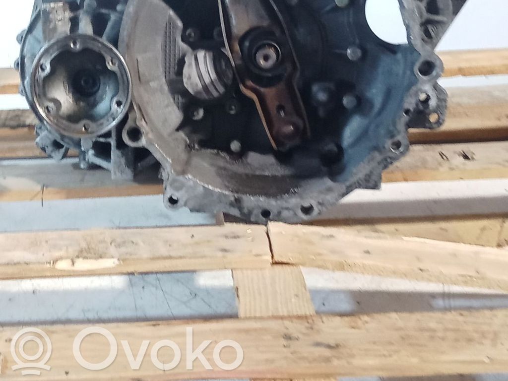 Manualna 5-biegowa skrzynia biegów   DEA,5V,08049143
