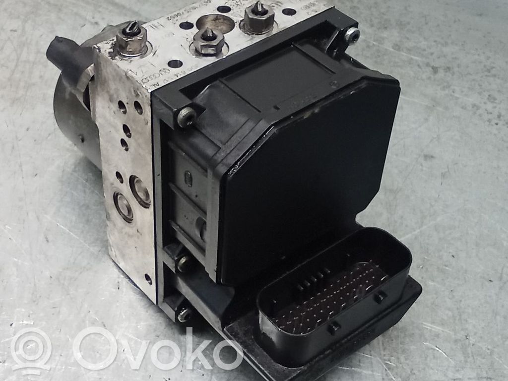 Volkswagen Phaeton ABS Pump 