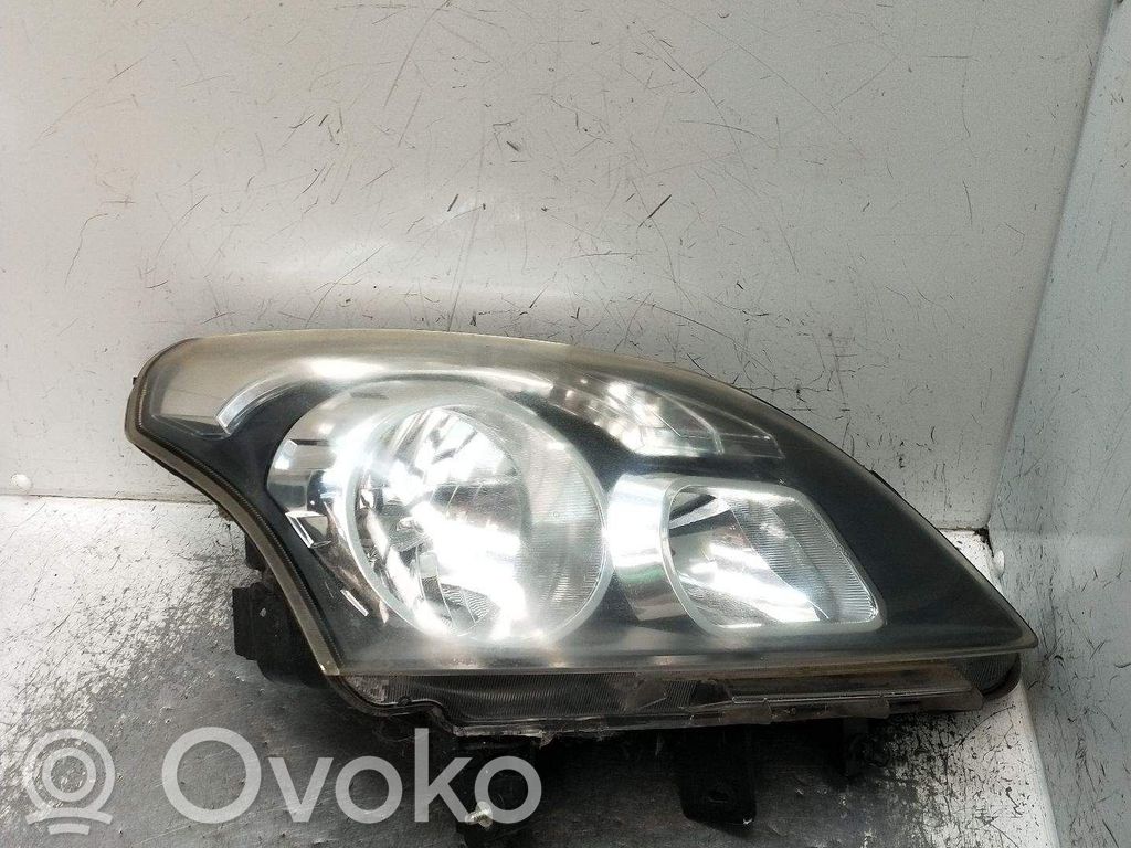 Lampa przednia