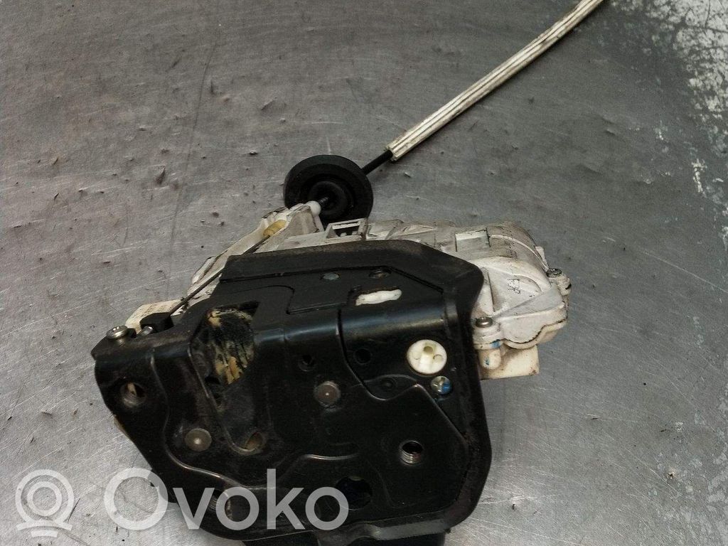 Audi A6 S6 C6 4F Etuoven lukon moottori