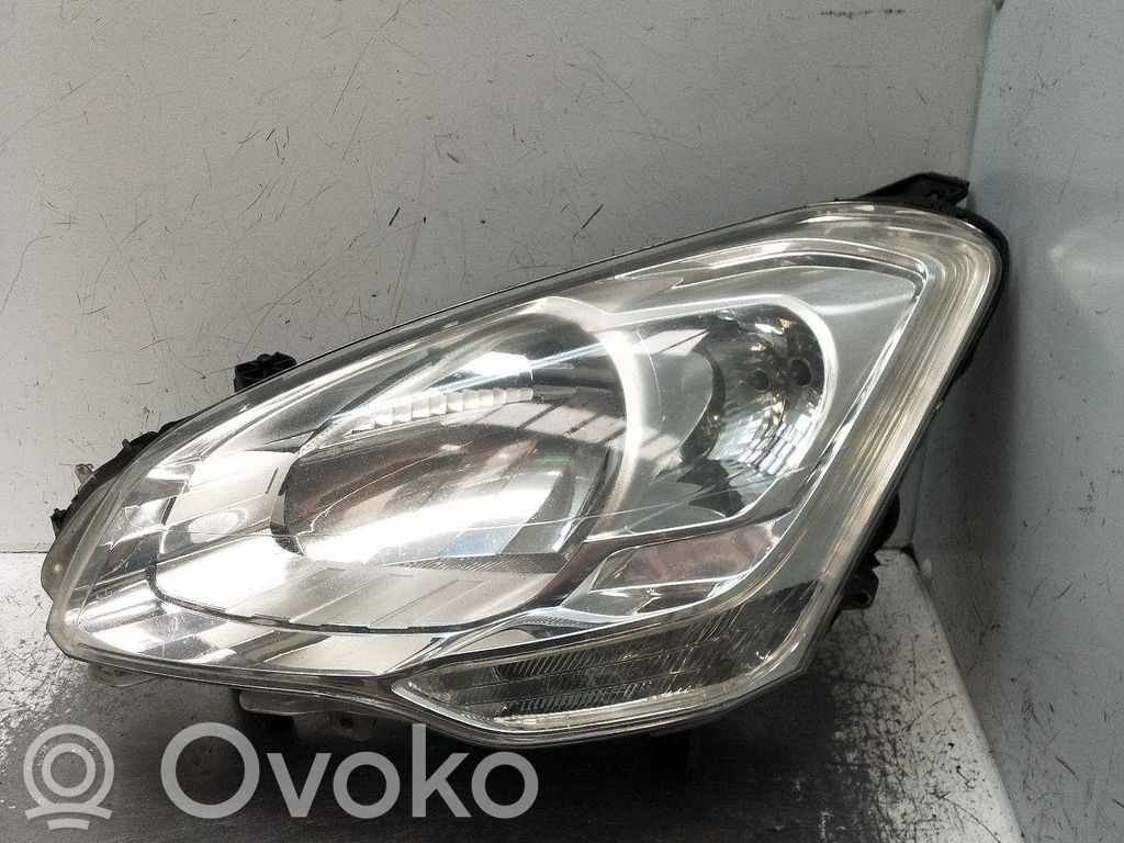 Peugeot Partner Faro/fanale 