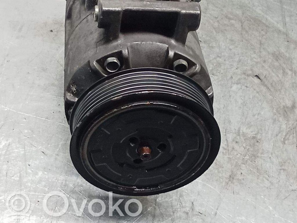 Audi A4 S4 B6 8E 8H Ilmastointilaitteen kompressorin pumppu (A/C) 