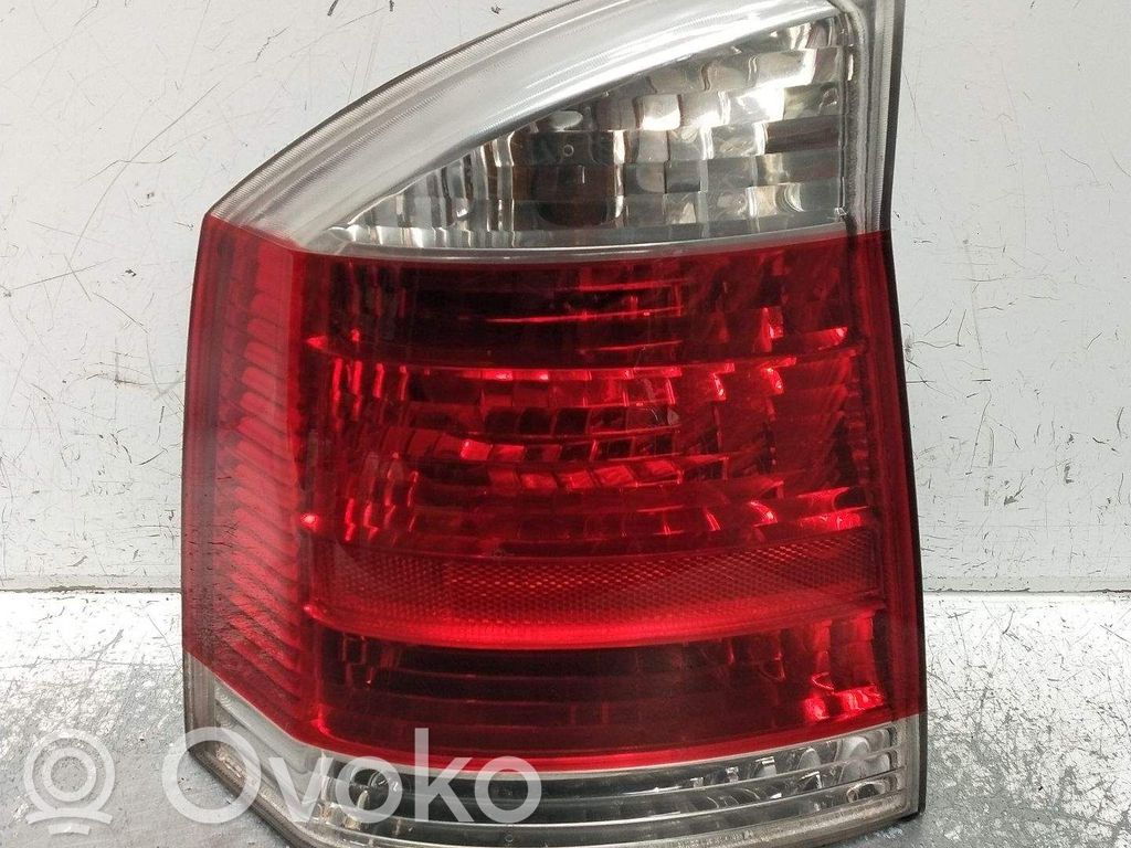 Opel Vectra C Feux arrière / postérieurs 