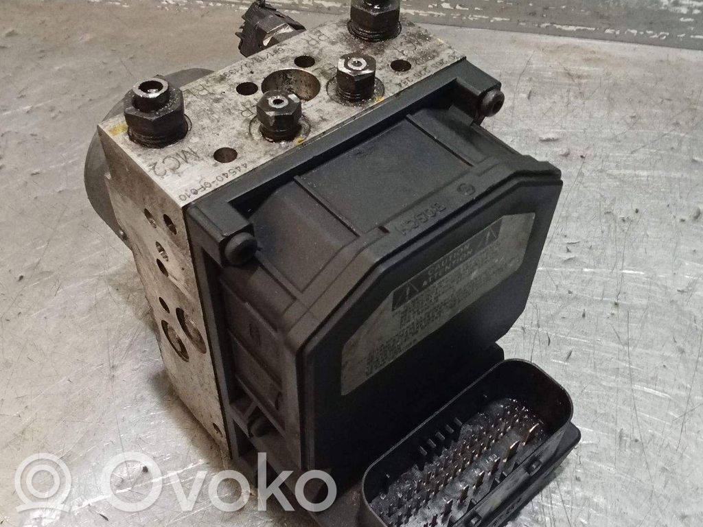 Toyota Corolla Verso E121 Pompa ABS 