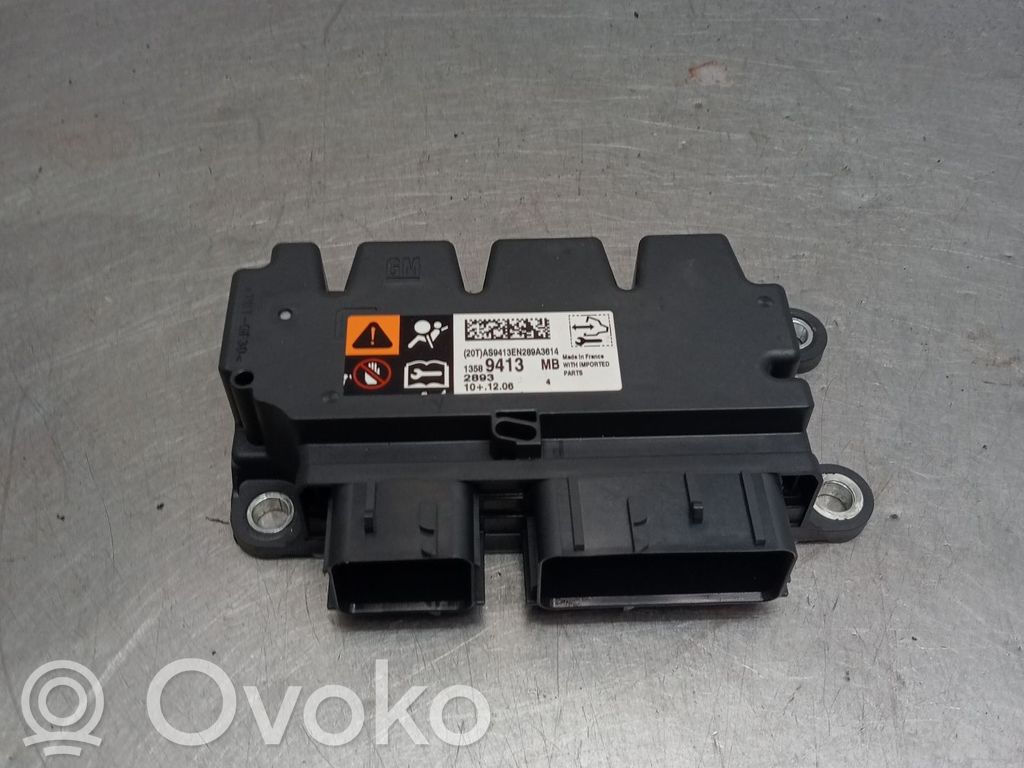 Opel Meriva B Centralina/modulo airbag 