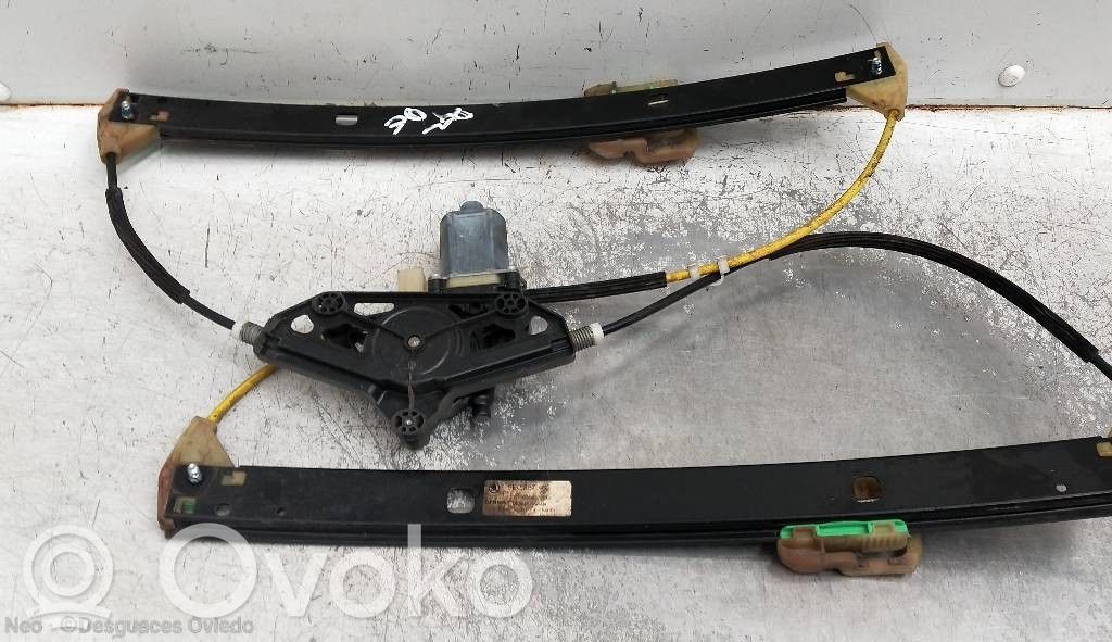 Skoda Octavia Mk2 (1Z) Alzacristalli elettrico della portiera anteriore 
