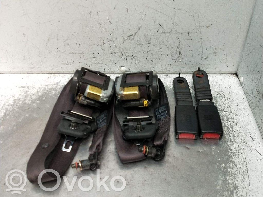 Hyundai H-1, Starex, Satellite Cinturón delantero