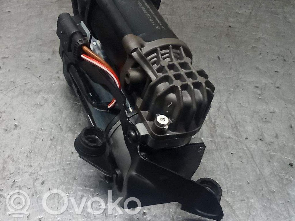 Mercedes-Benz C W205 Compressore/pompa sospensioni pneumatiche 