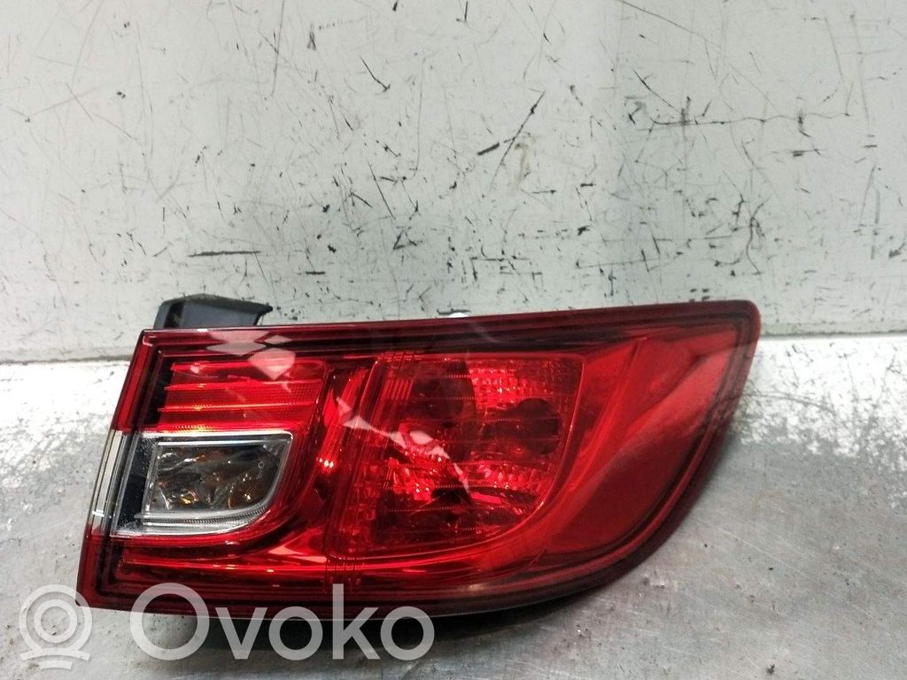Renault Clio IV Lampa tylna