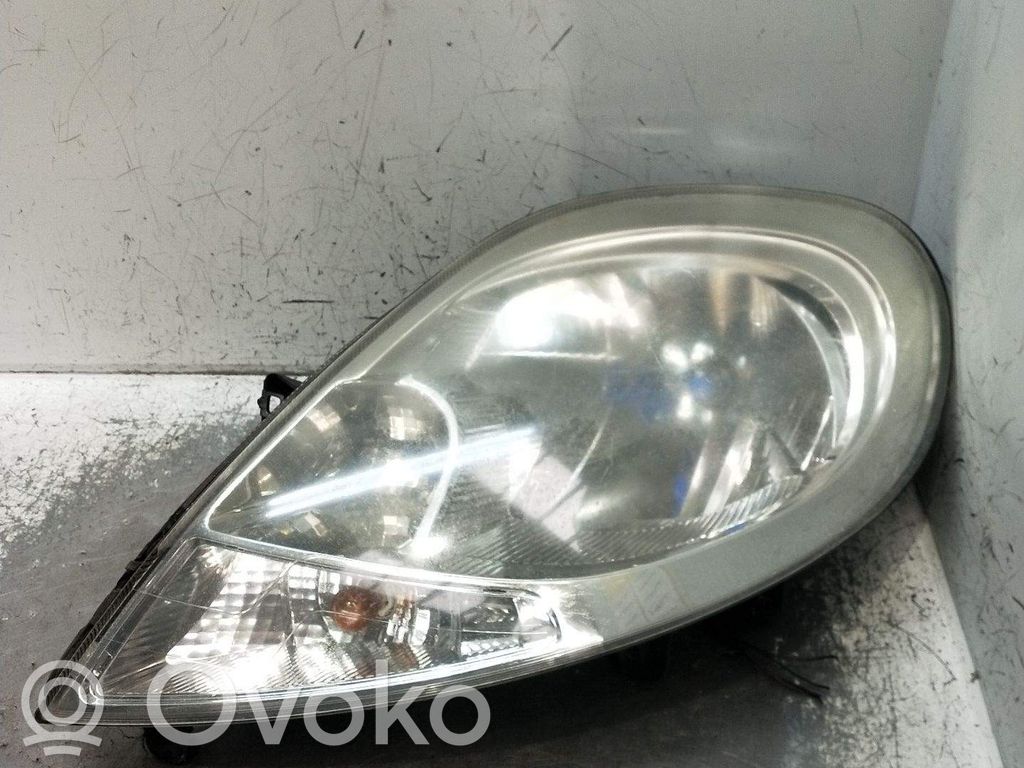 Opel Vivaro Far