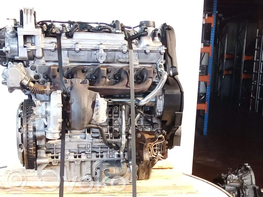 Volvo S60 Двигатель