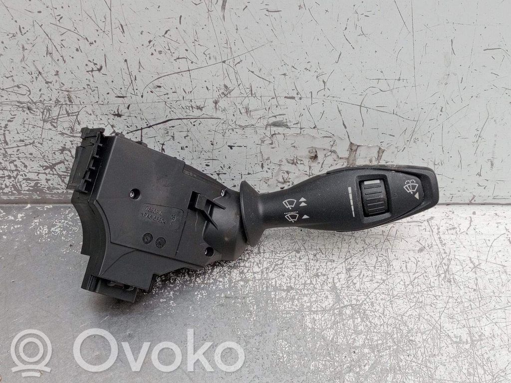 Valytuvų rankenėlė   8A6T17A553AC