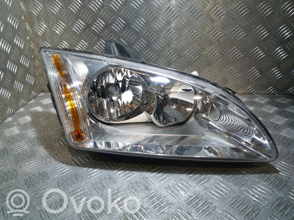 Ford Focus Headlight/headlamp 