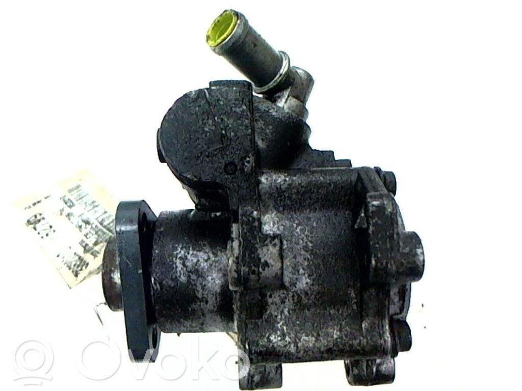 BMW 3 E36 Power steering pump 