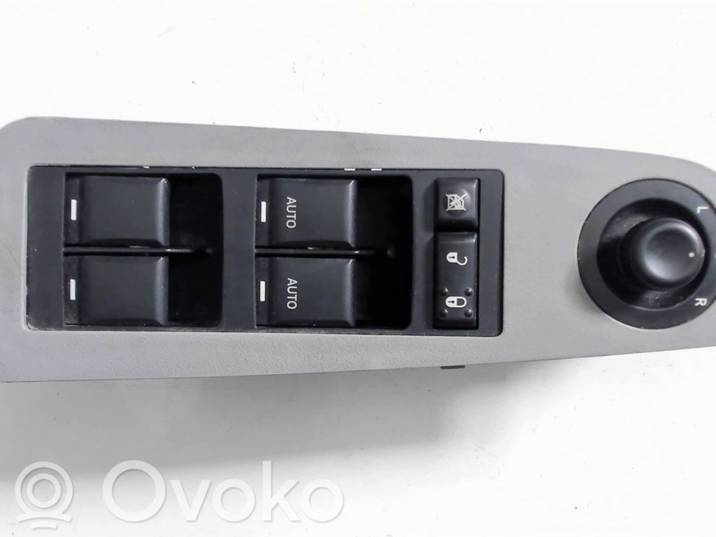 Chrysler 300 - 300C Electric window control switch 