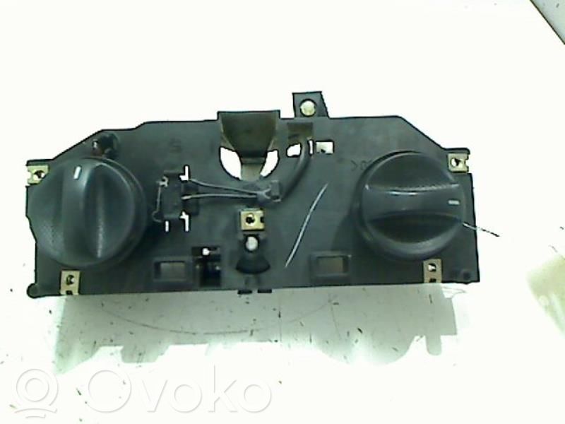 Climate control unit   568740100