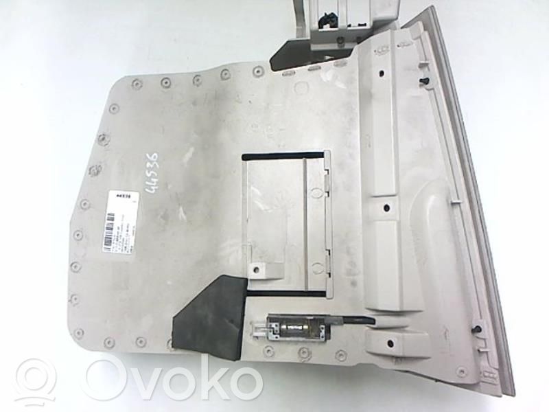 Fiat Stilo Daiktadėžės (bordačioko) komplektas 
