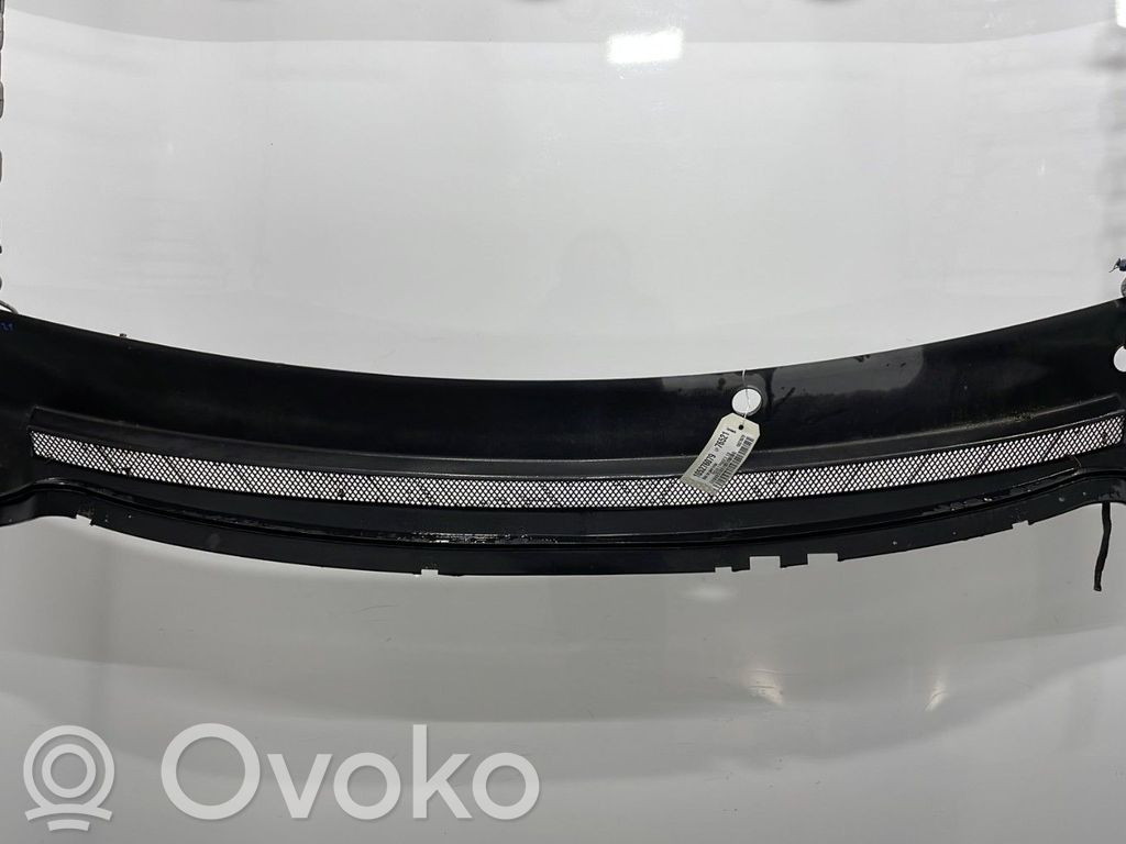 Wiper trim   1437467