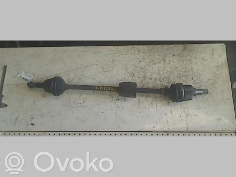 Front driveshaft   1689907
