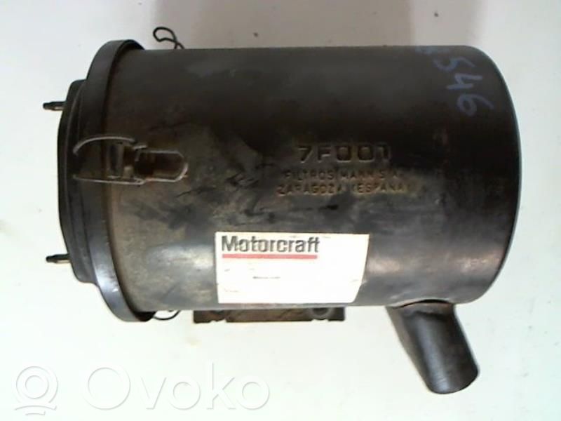 Air filter box   1962094