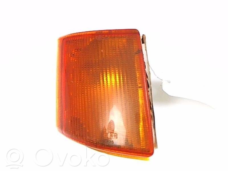 Front fender indicator light   1063533