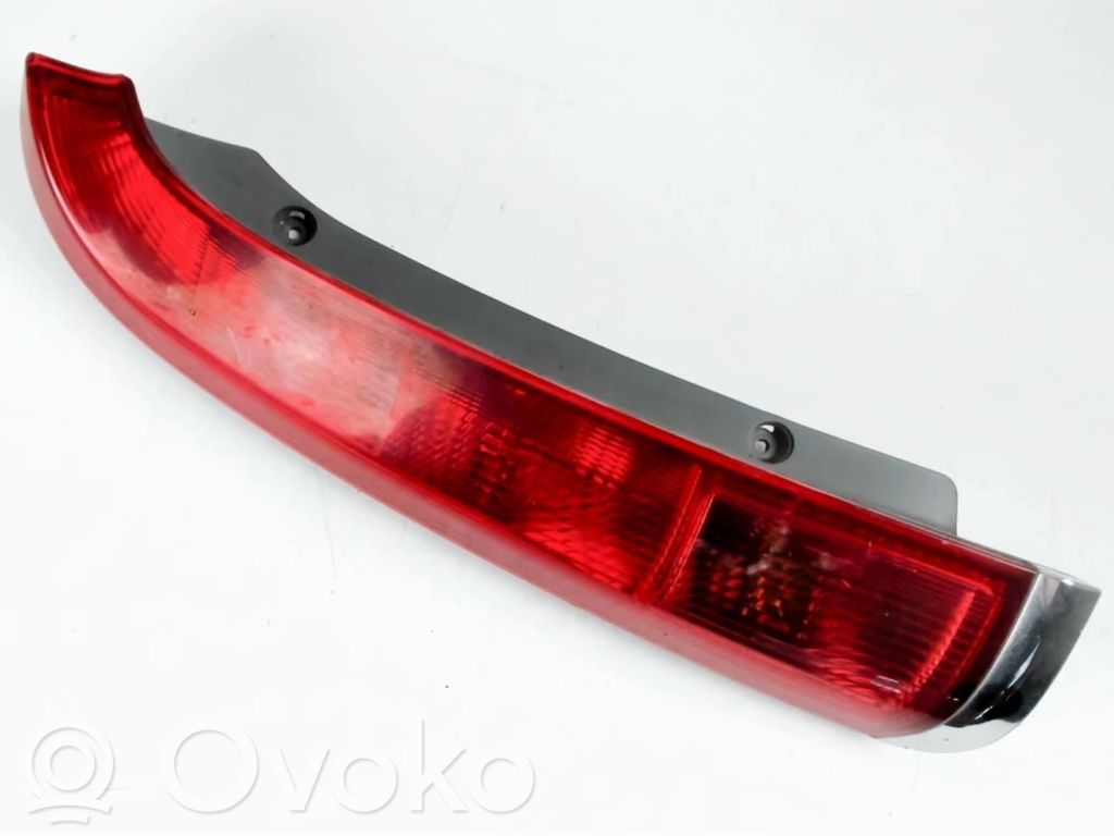 Rear/tail lights