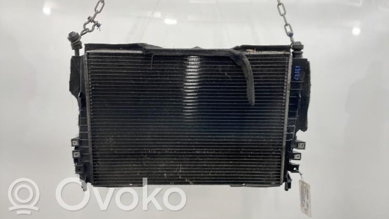 Jaguar X-Type Aušinimo skysčio radiatorius 