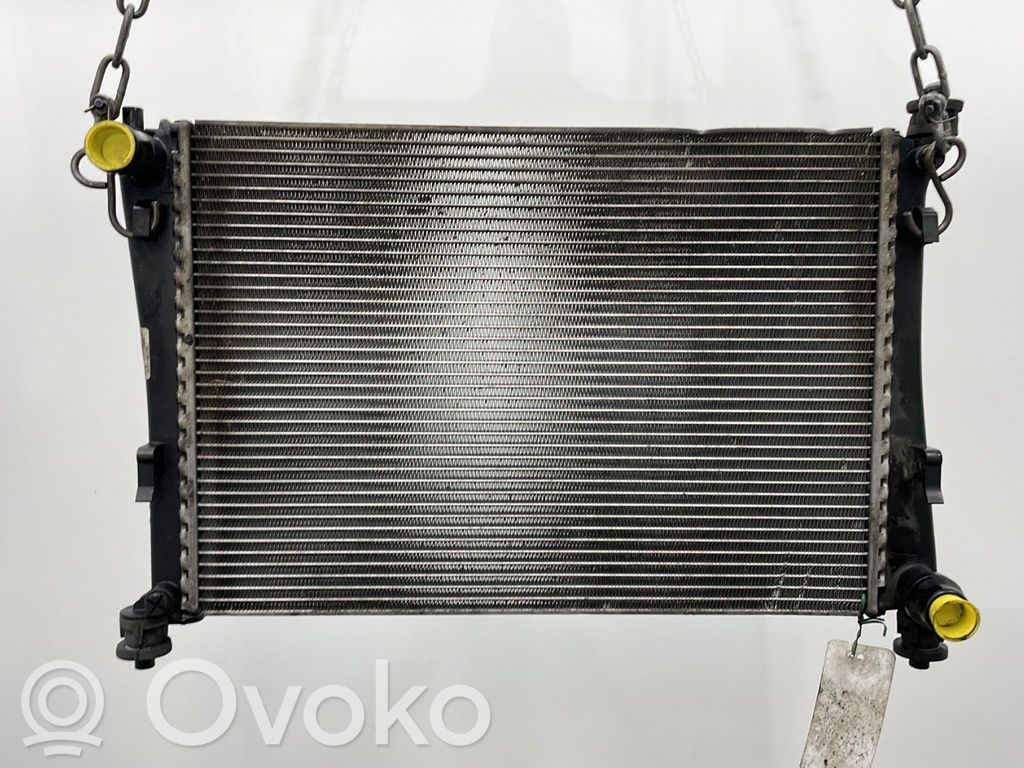 Mazda 2 Radiator lichid răcire 