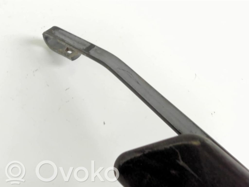 Mazda 2 Front wiper blade arm 