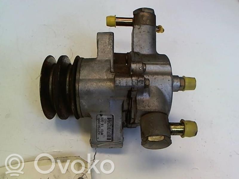Mazda 626 Siurblys vakuumo 