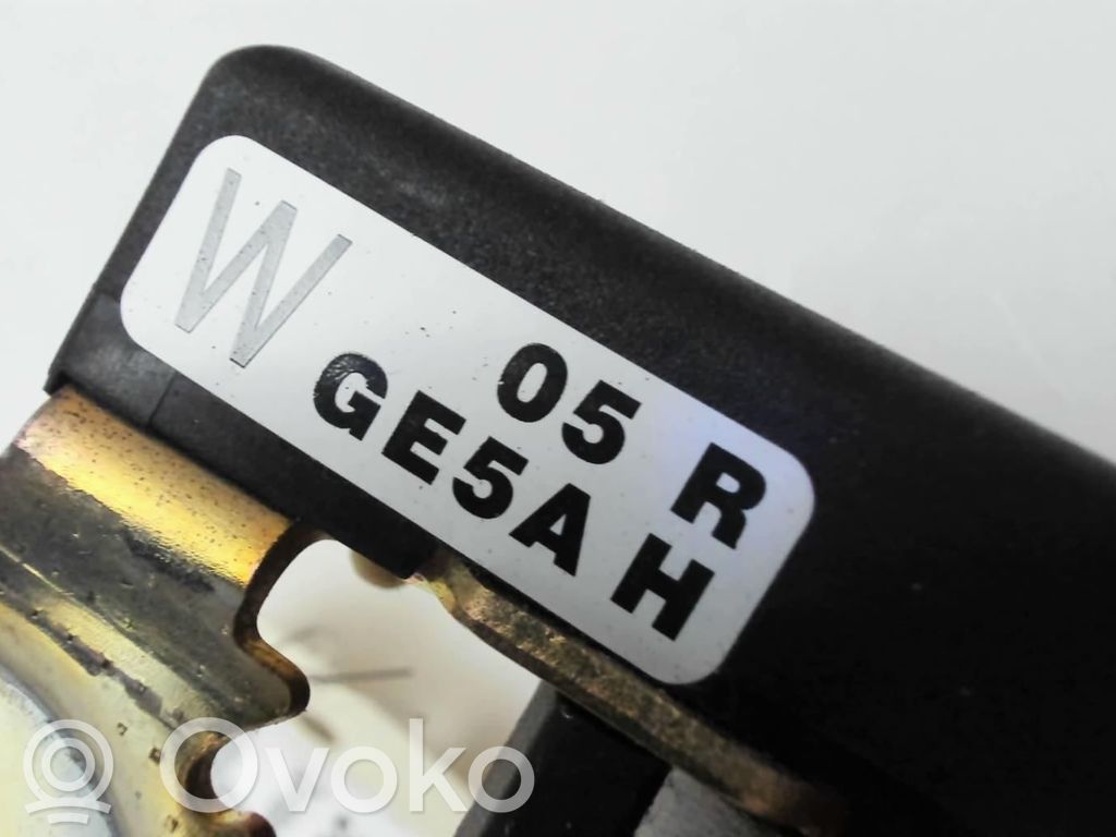 Cinturón delantero   GE5AH