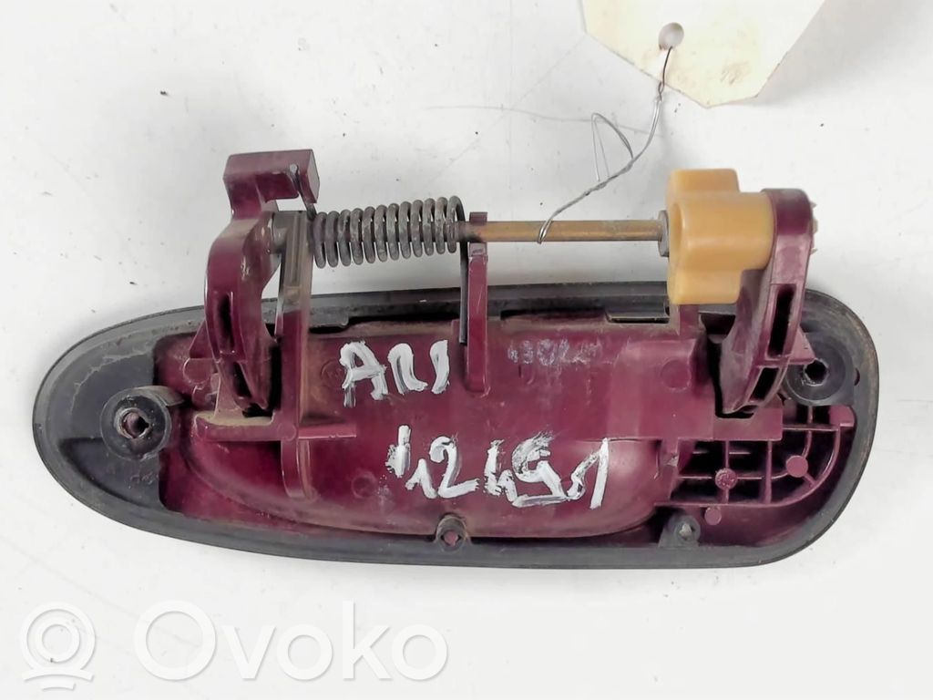 Takaoven ulkokahva