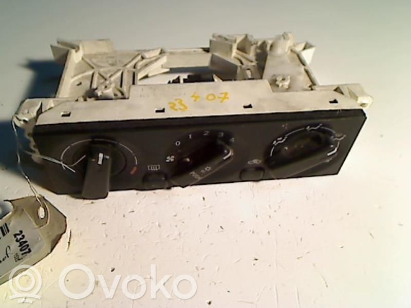 Mitsubishi Space Star Climate control unit 