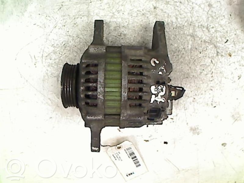 Nissan Sunny Generatore/alternatore 