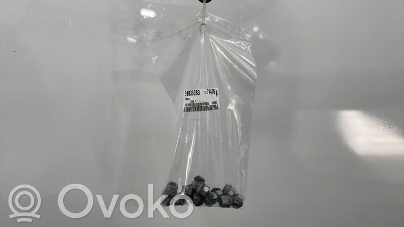 Opel Karl Mutterit/pultit 