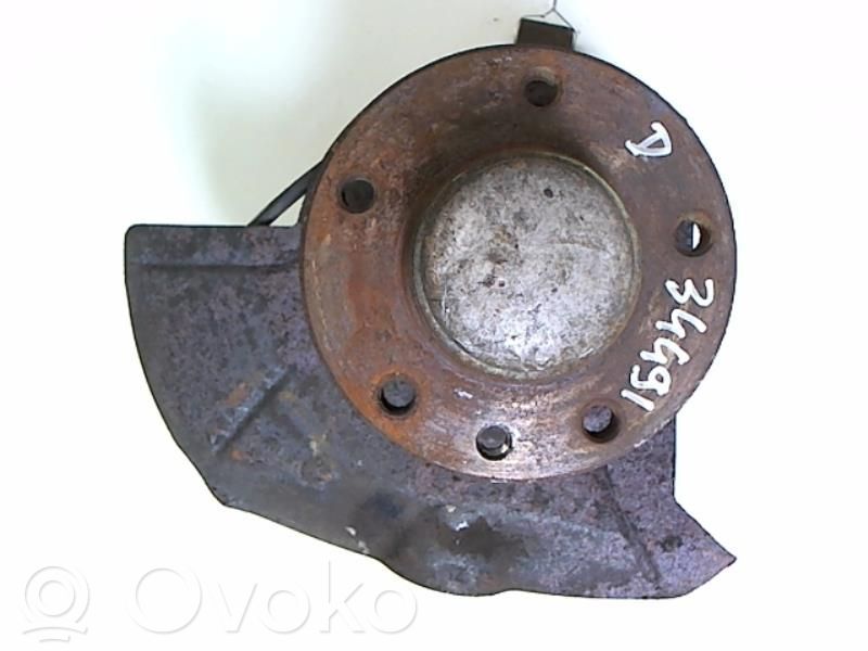 Opel Omega B1 Zwrotnica koła przedniego 